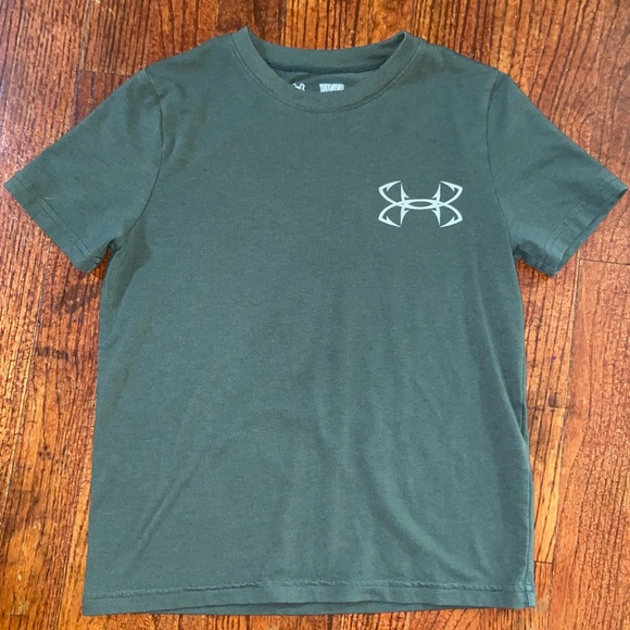 Boys small Under Armour bundle - Picture 2 of 12